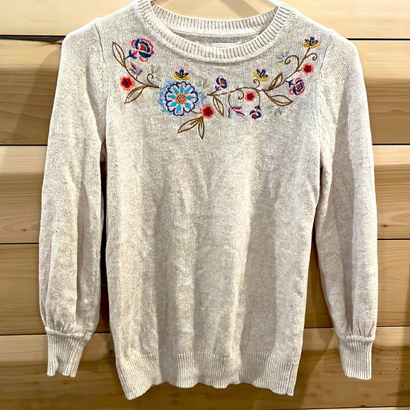 Loft Sweater - Picture 1 of 2